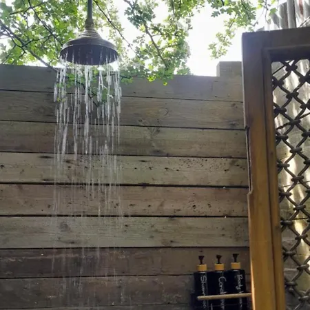 Fairy Cove At Rosemount Glamping *