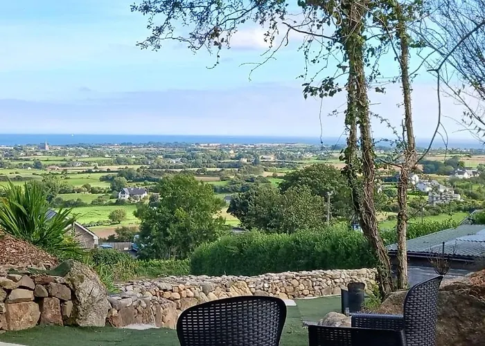 Fairy Cove At Rosemount Glamping *